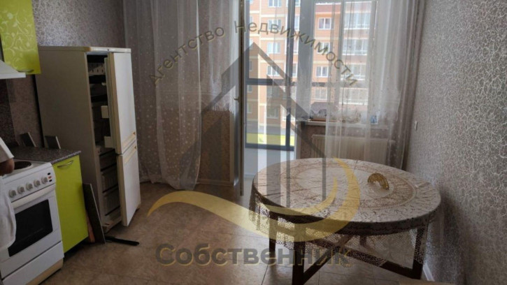 3-комн квартира Степной мкр, 32