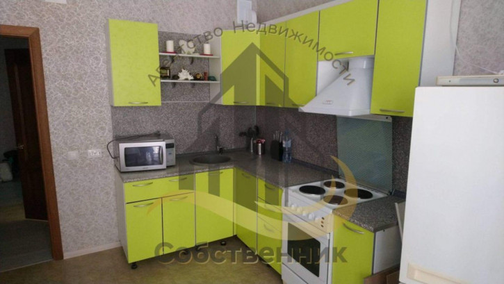 3-комн квартира Степной мкр, 32