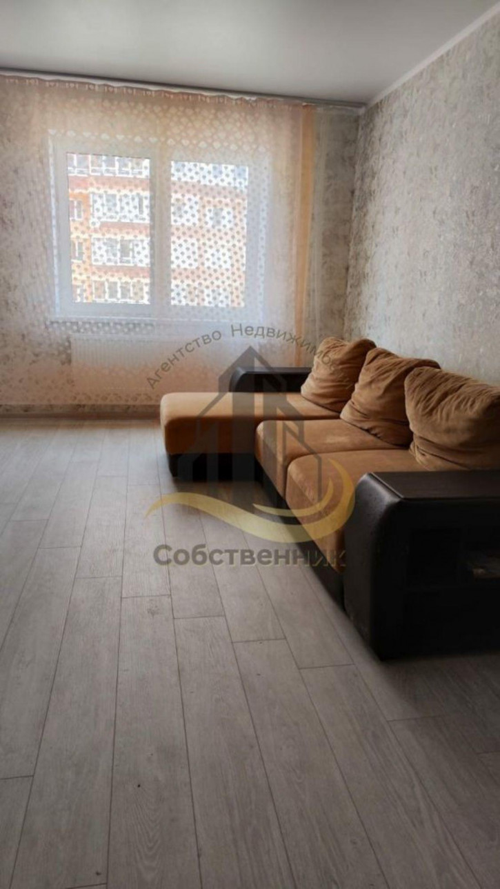 3-комн квартира Степной мкр, 32