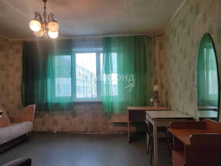 4-комн квартира Троллейная улица, д.152