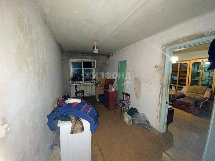 3-комн квартира Дзержинского улица, д.40