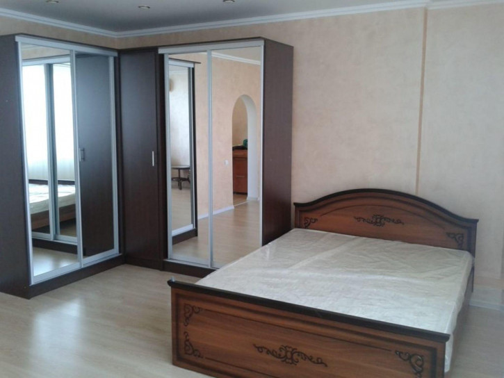 1-комн квартира Серова ул, 11/1