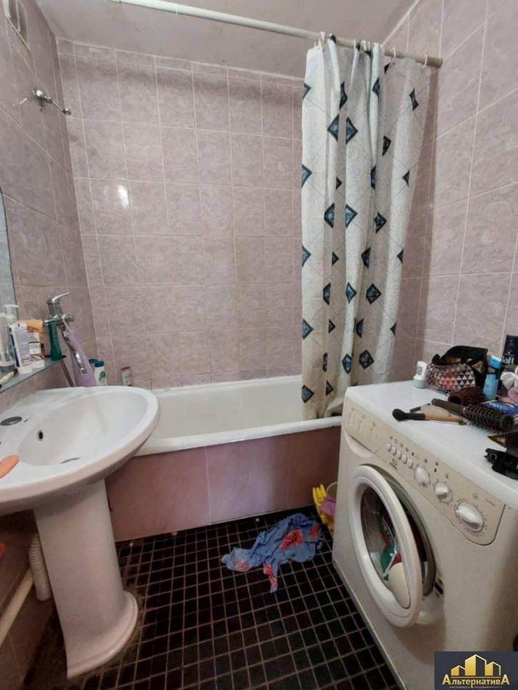 2-комн квартира Победы пр-т.