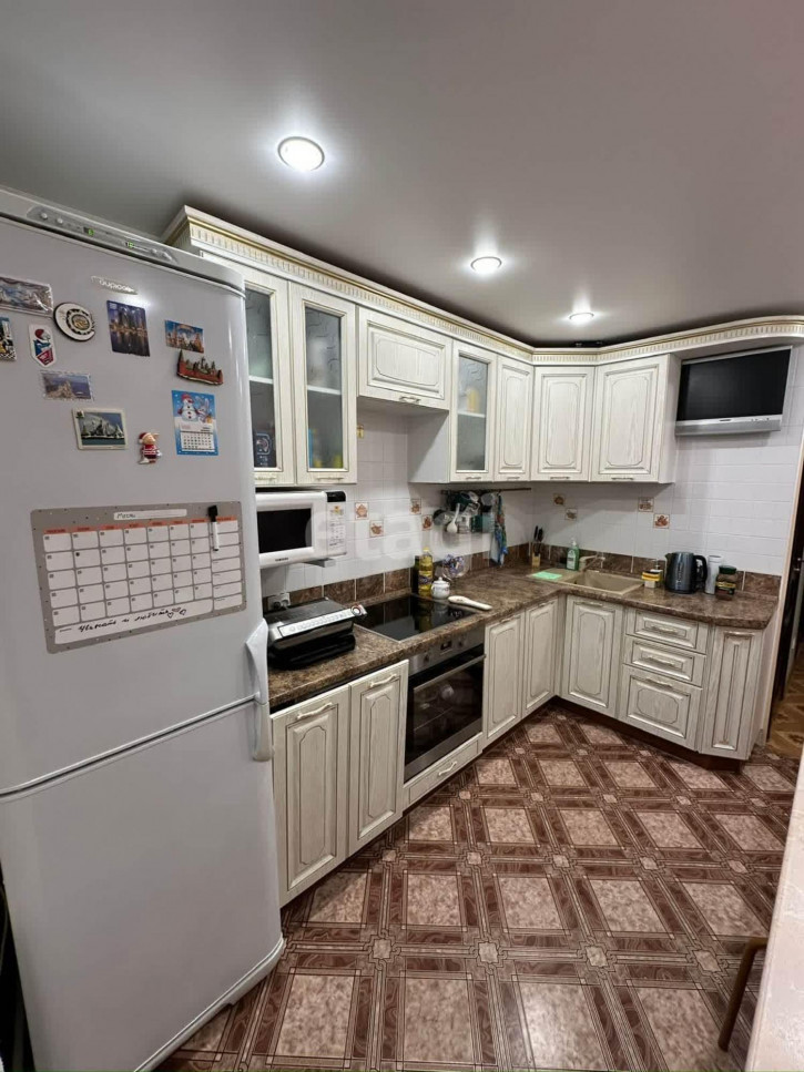 4-комн квартира Беляева, 21а