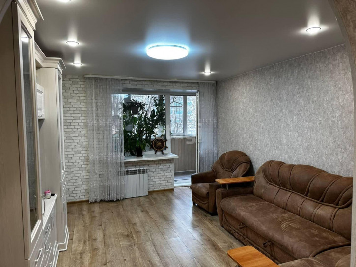 4-комн квартира Беляева, 21а