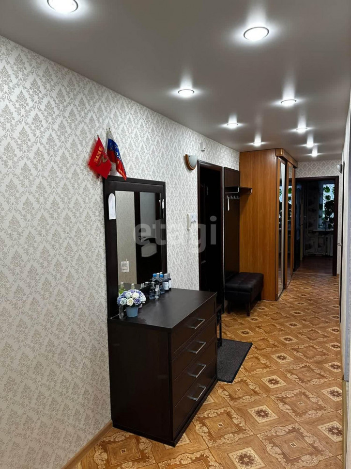 4-комн квартира Беляева, 21а