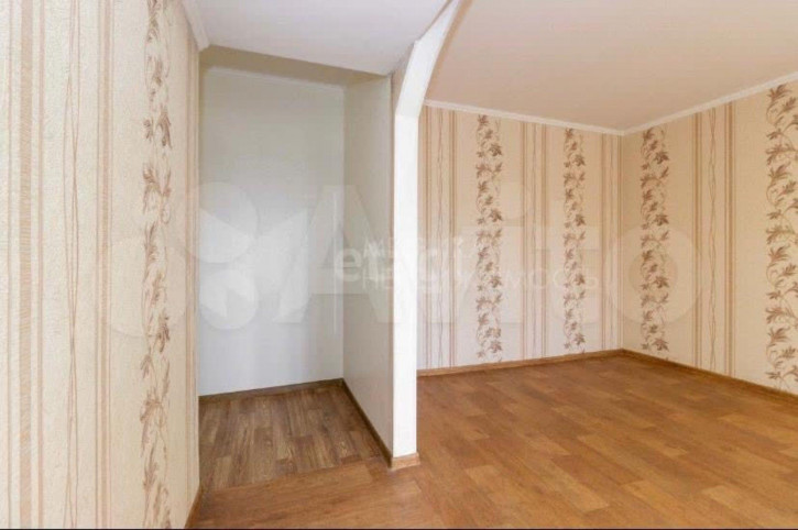 2-комн квартира Парфенова, 32