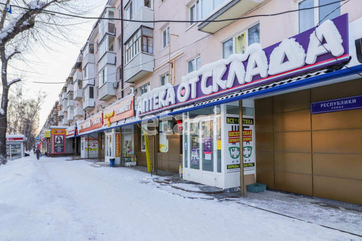 3-комн квартира Рижская, 67