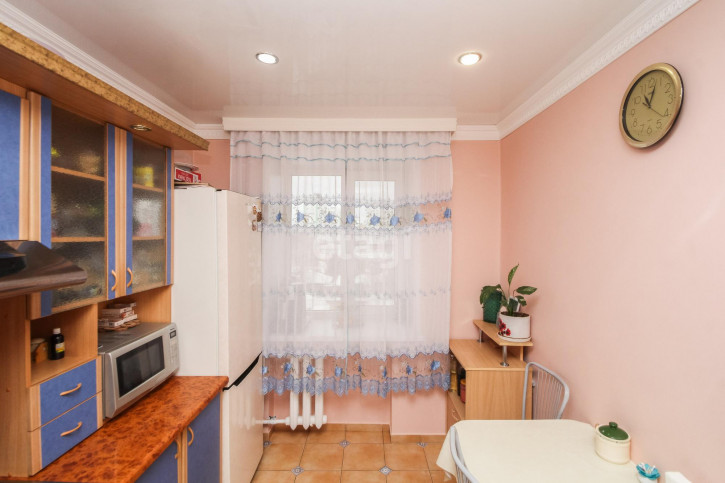 4-комн квартира Ватутина, 51