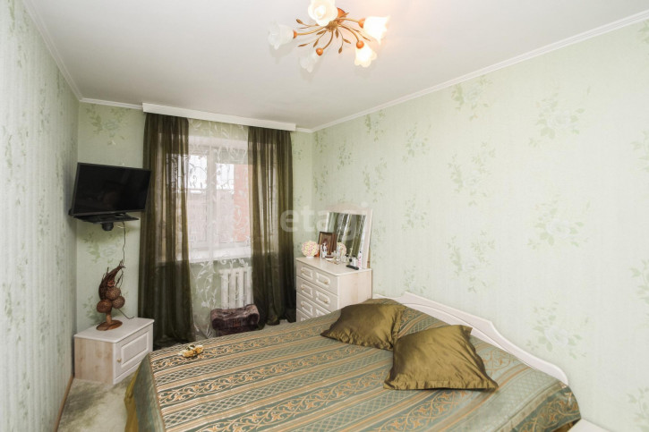 4-комн квартира Ватутина, 51