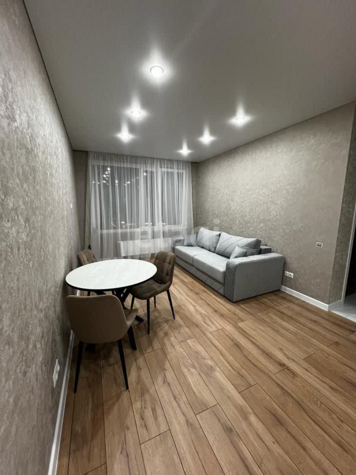 1-комн квартира Газовиков, 36