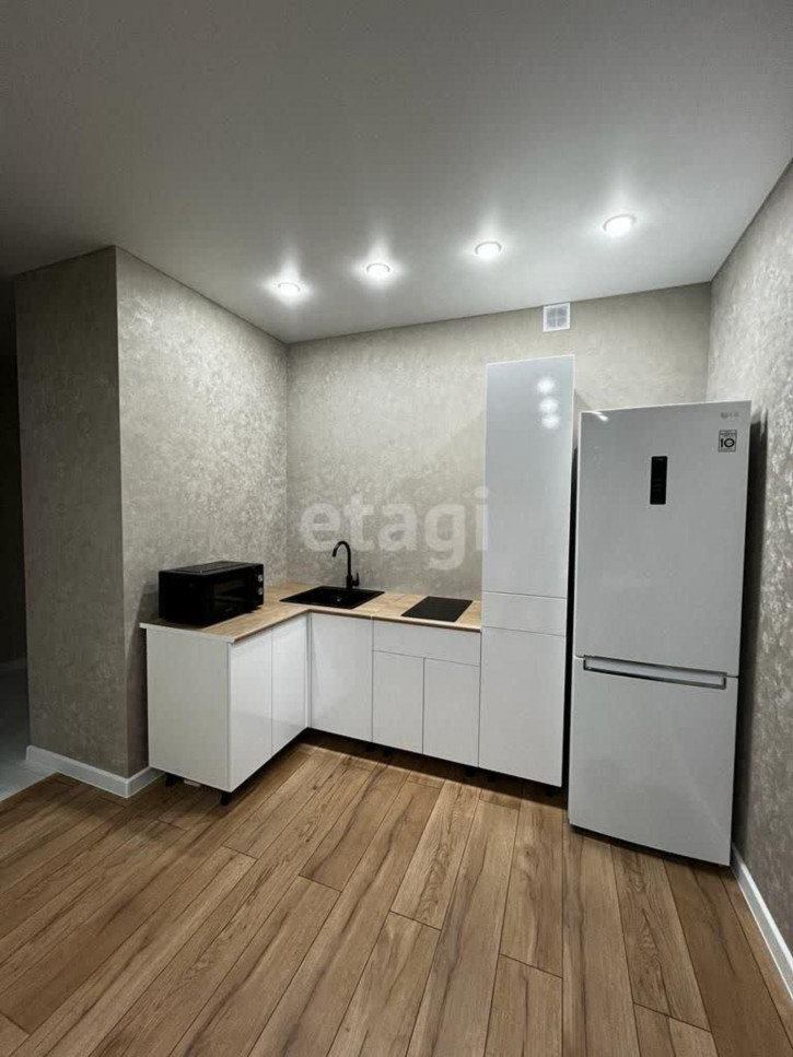 1-комн квартира Газовиков, 36
