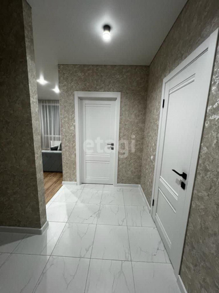 1-комн квартира Газовиков, 36