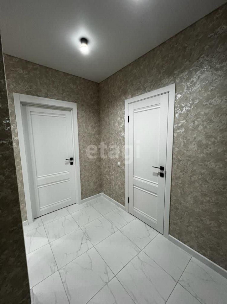 1-комн квартира Газовиков, 36