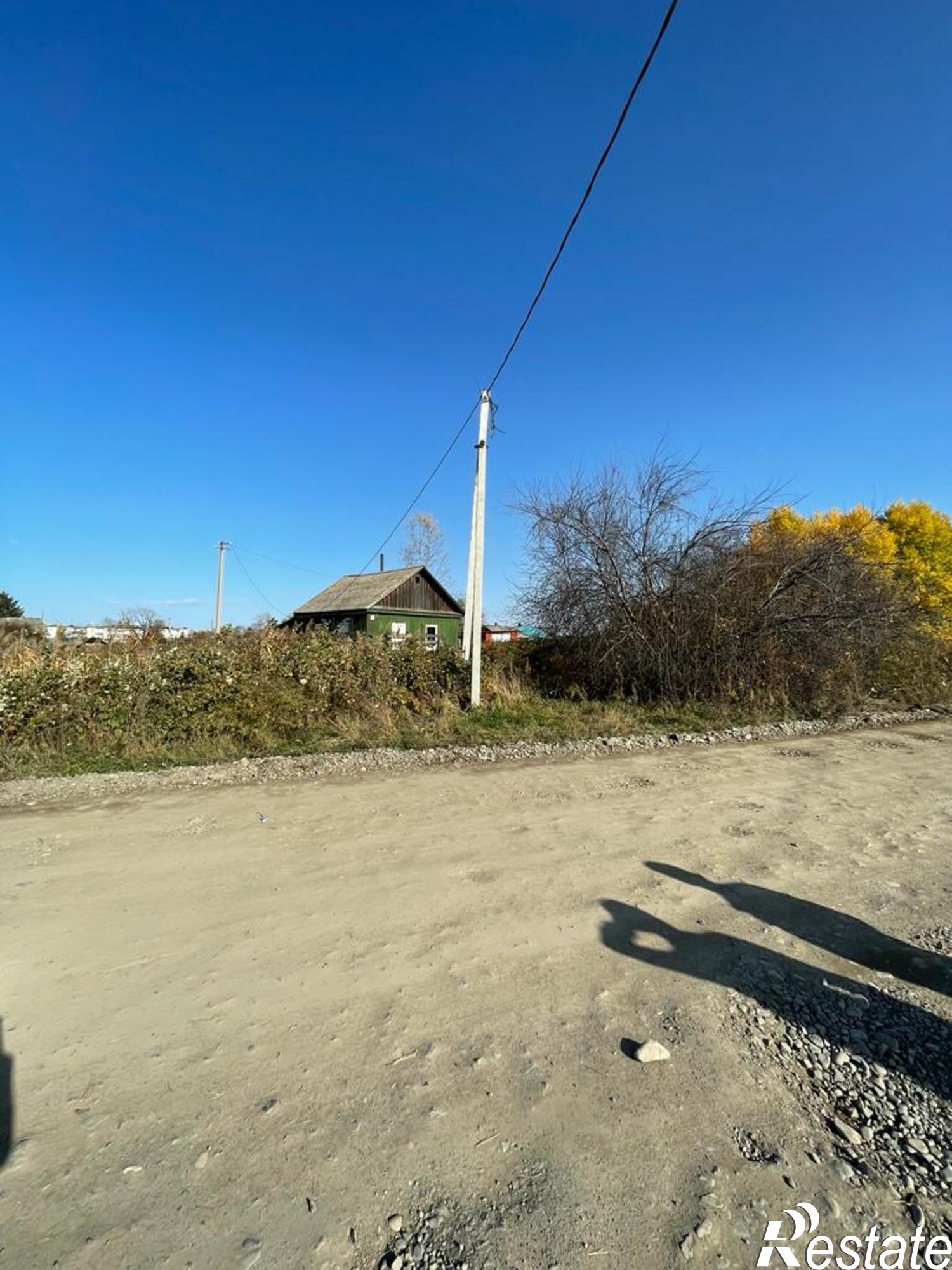 Купить дачу, дом, коттедж за 600 000 рублей на Россия,  поселок  Эльбан, ул. Петра Комарова