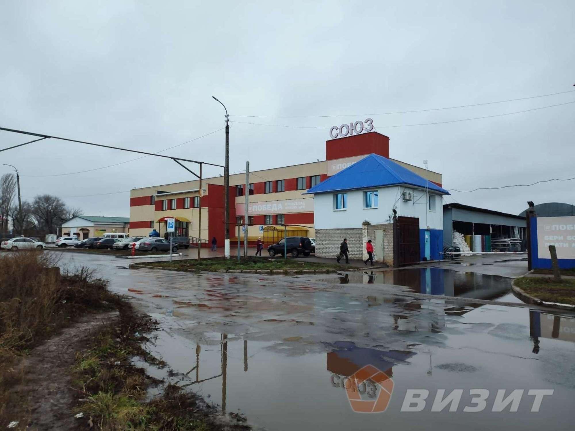 Сдать торговое помещение за 290 000 рублей на Ярославская улица, 40