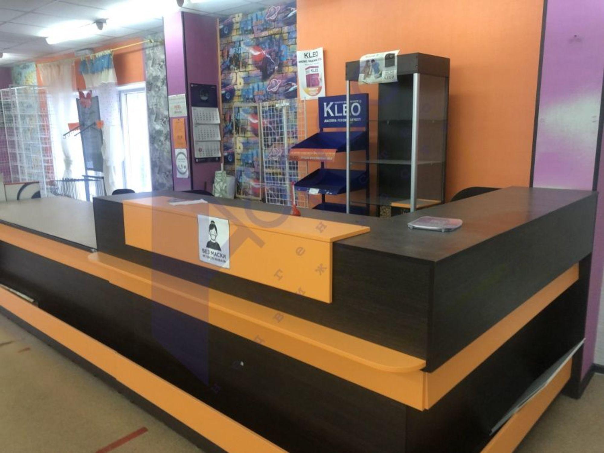 Сдать торговое помещение за 250 000 рублей на Ленина пр-кт, 69к1