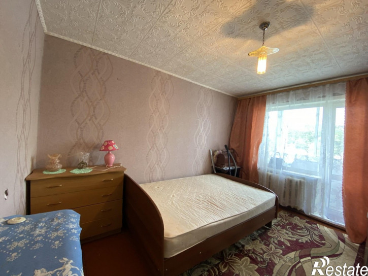 2-комн квартира Россия,  г. Амурск, р-н Микрорайон-5, пр-кт. Октябрьский, д. 18