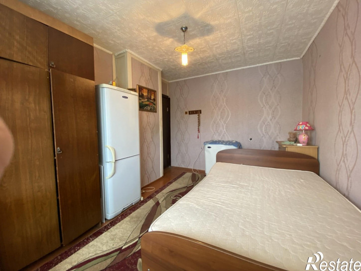 2-комн квартира Россия,  г. Амурск, р-н Микрорайон-5, пр-кт. Октябрьский, д. 18