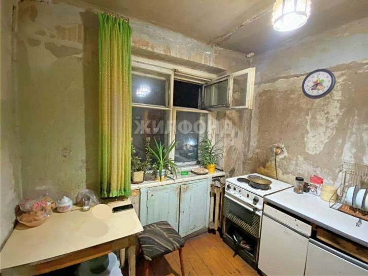 3-комн квартира Дзержинского улица, д.40