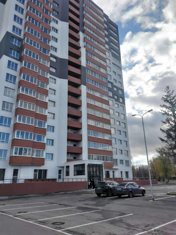 4-комн квартира в новом доме Степана Разина проспект, 16в
