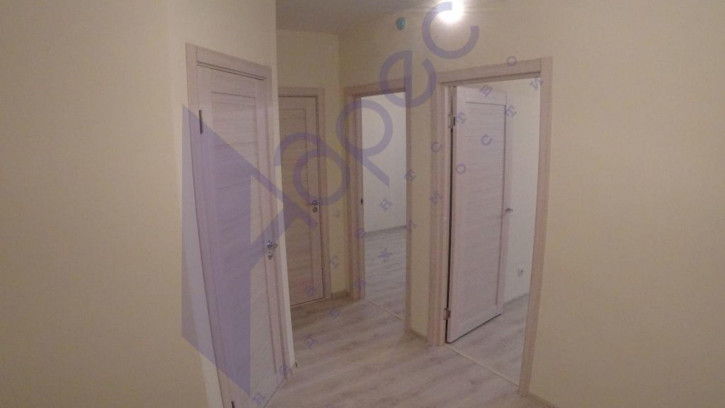 2-комн квартира Александра Хохлова ул, 3