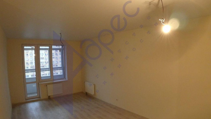 2-комн квартира Александра Хохлова ул, 3