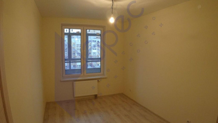 2-комн квартира Александра Хохлова ул, 3