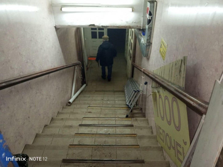 Торговое помещение Космонавта Комарова ул, 12