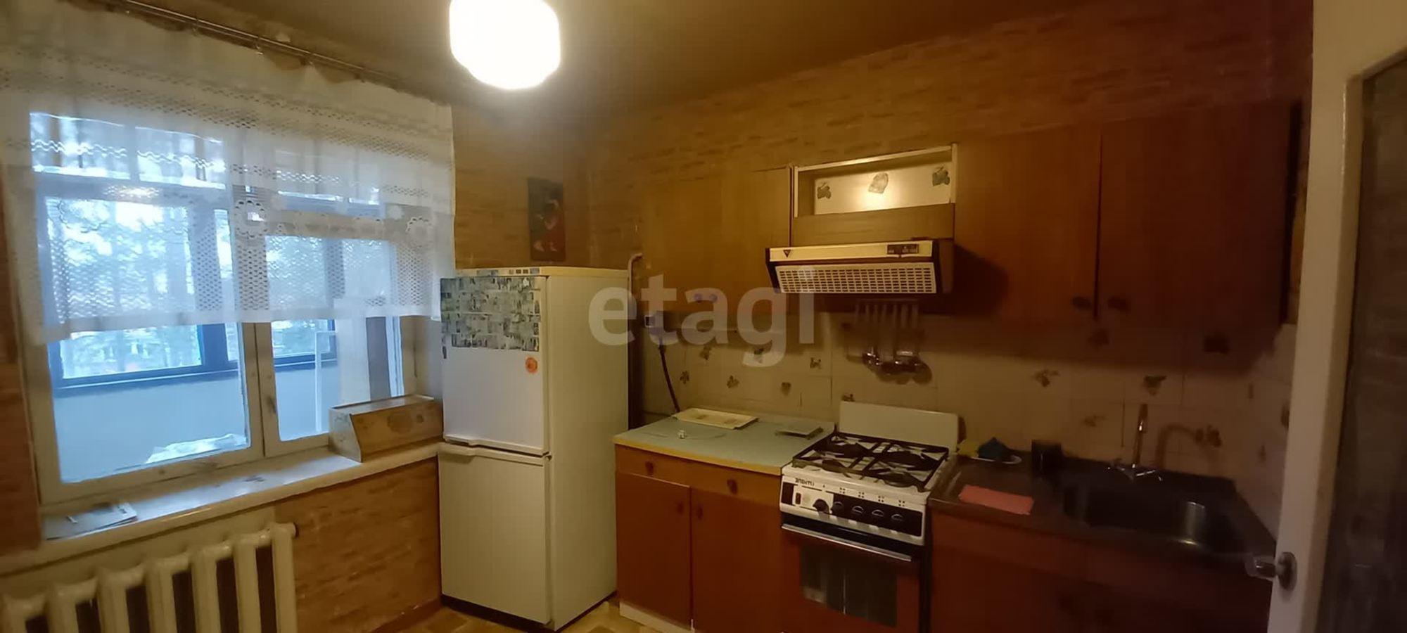 Купить квартиру за 2 000 000 рублей на улица Карла Маркса