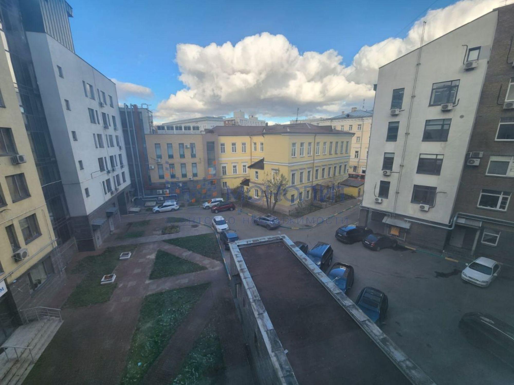 Купить квартиру за 43 000 000 рублей на Варварская ул, 7