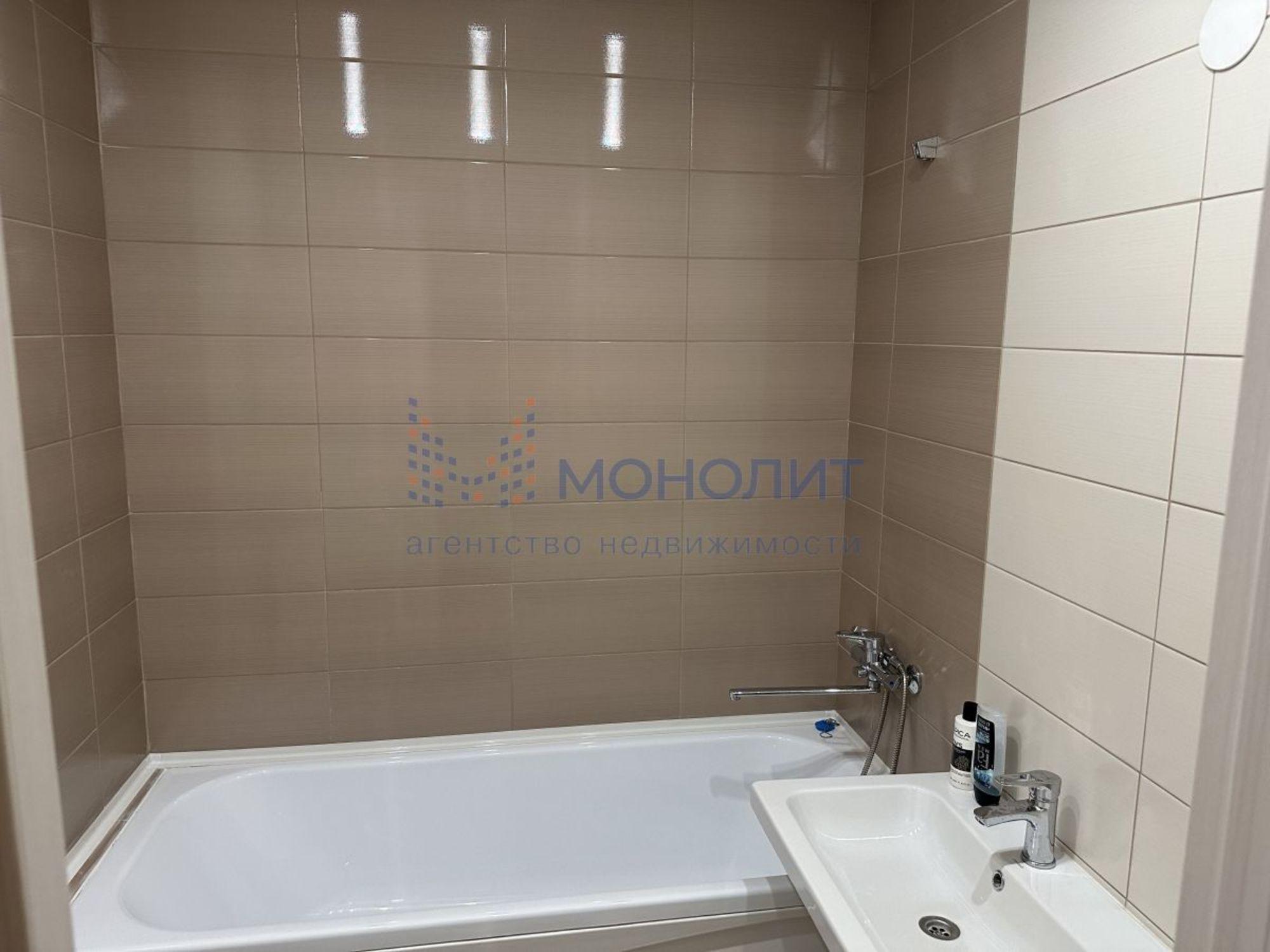 Купить квартиру за 10 150 000 рублей на Героев Донбасса пр-кт, 6