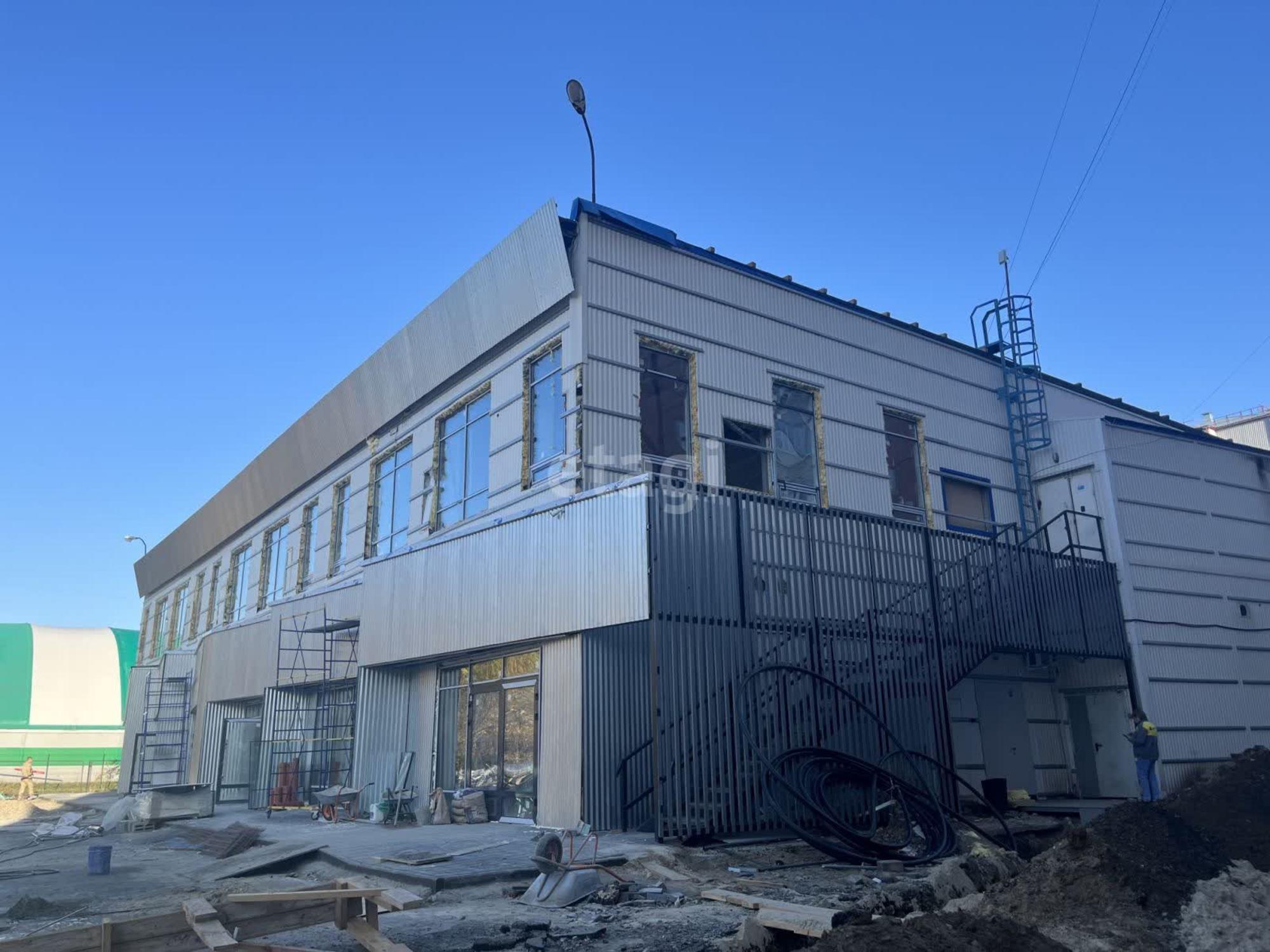Купить торговое помещение за 27 320 000 рублей на Олимпийская 9/1