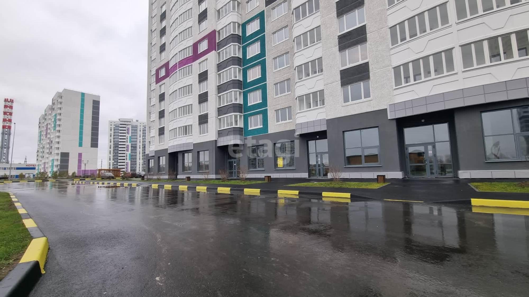 Сдать торговое помещение за 72 100 рублей на Александра Пушкина 3