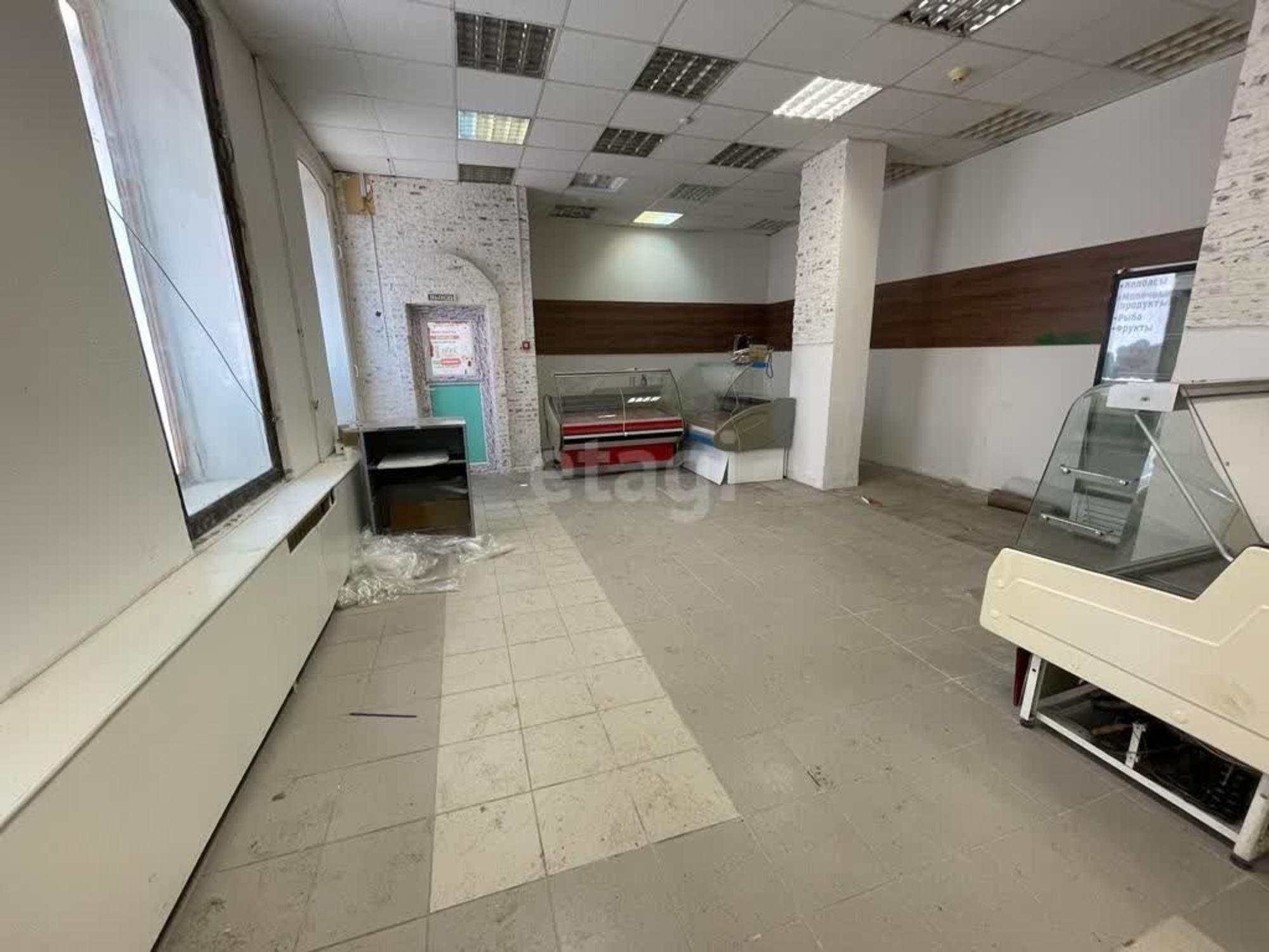 Купить торговое помещение за 30 000 000 рублей на Екатеринбург