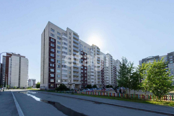 1-комн квартира Ивана Словцова, 23