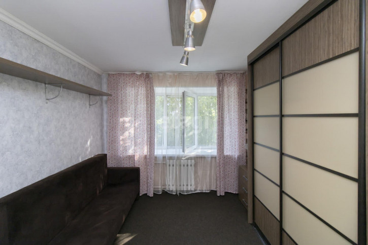 Комната Фабричная, 20а