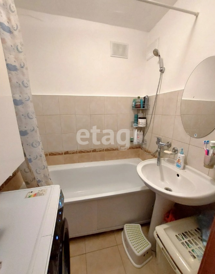 2-комн квартира Республики, 92
