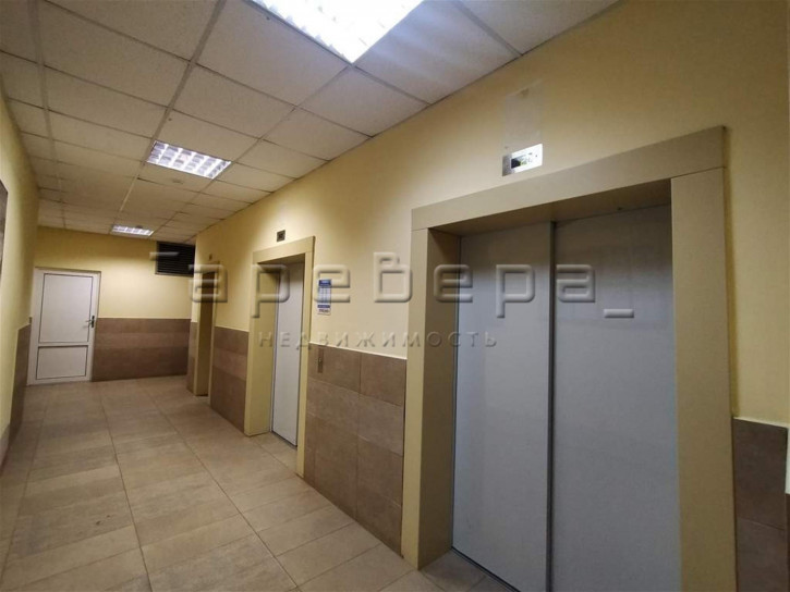 3-комн квартира Капитанская, 10