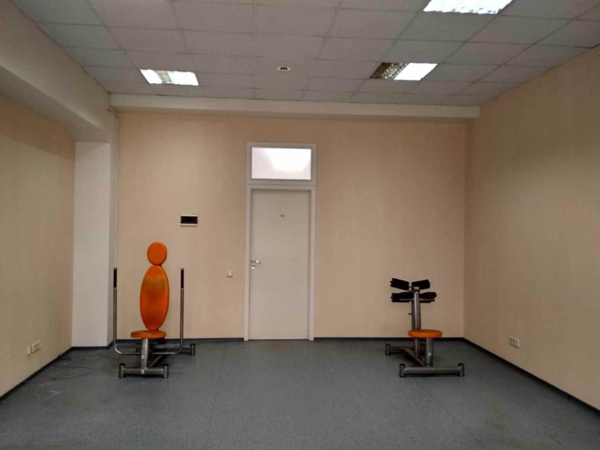 Сдать офис, помещение под офис за 35 500 рублей на ул Астраханская, 43