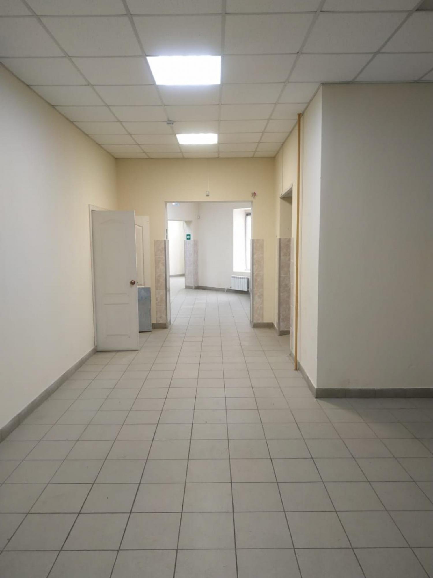 Сдать торговое помещение за 97 500 рублей на пл Ленина, 2