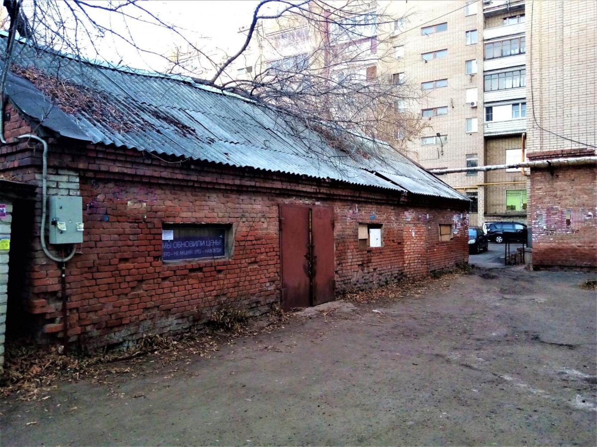 Сдать складское помещение за 10 000 рублей на пл Ленина, 3А