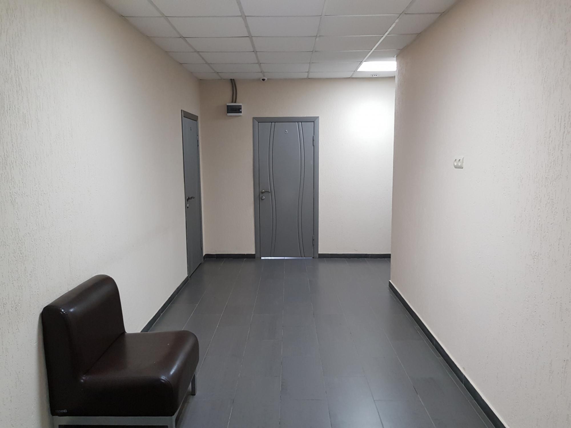 Сдать офис, помещение под офис за 14 300 рублей на ул им Осипова В.И., 1