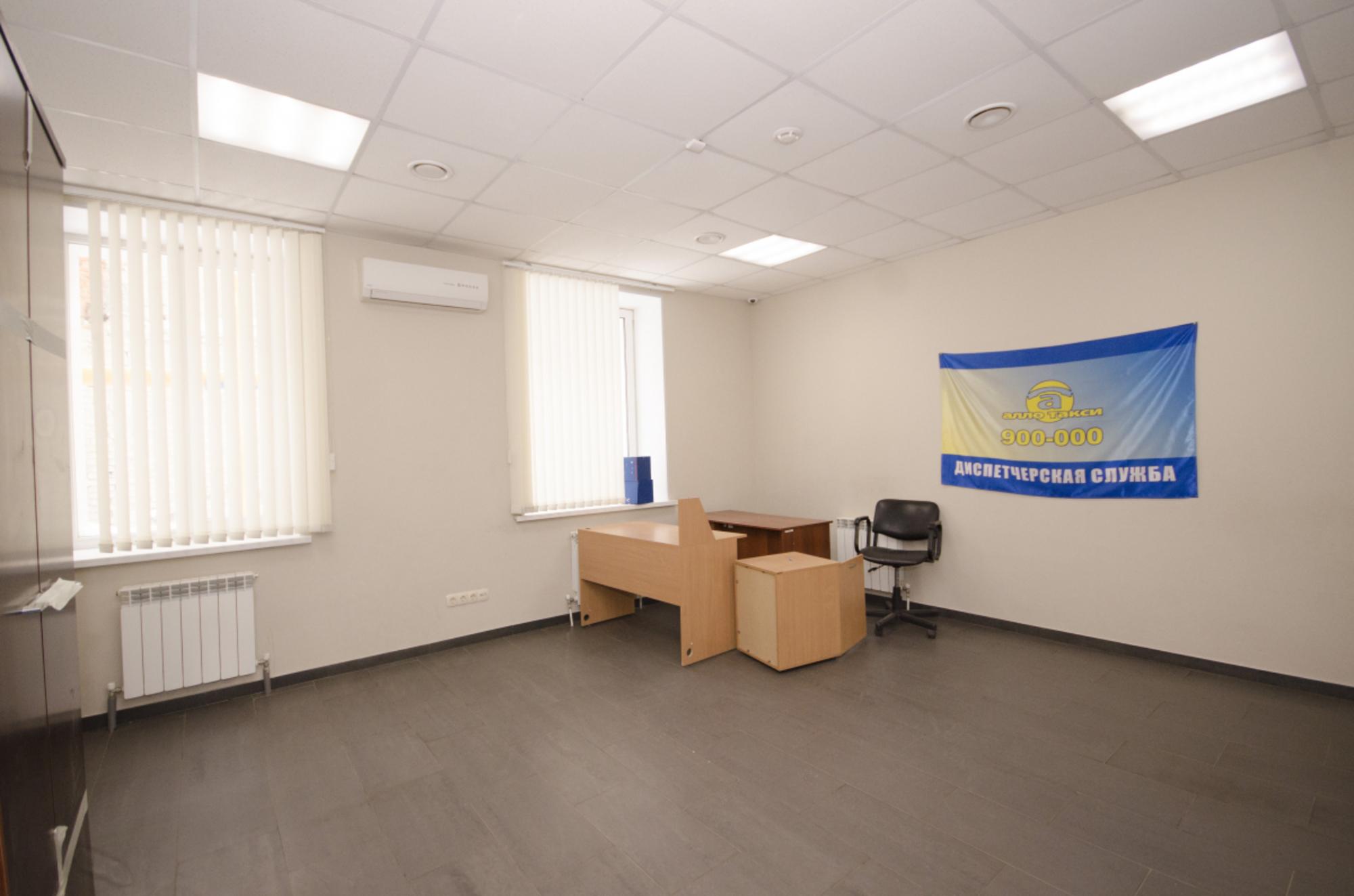 Сдать офис, помещение под офис за 14 300 рублей на ул им Осипова В.И., 1