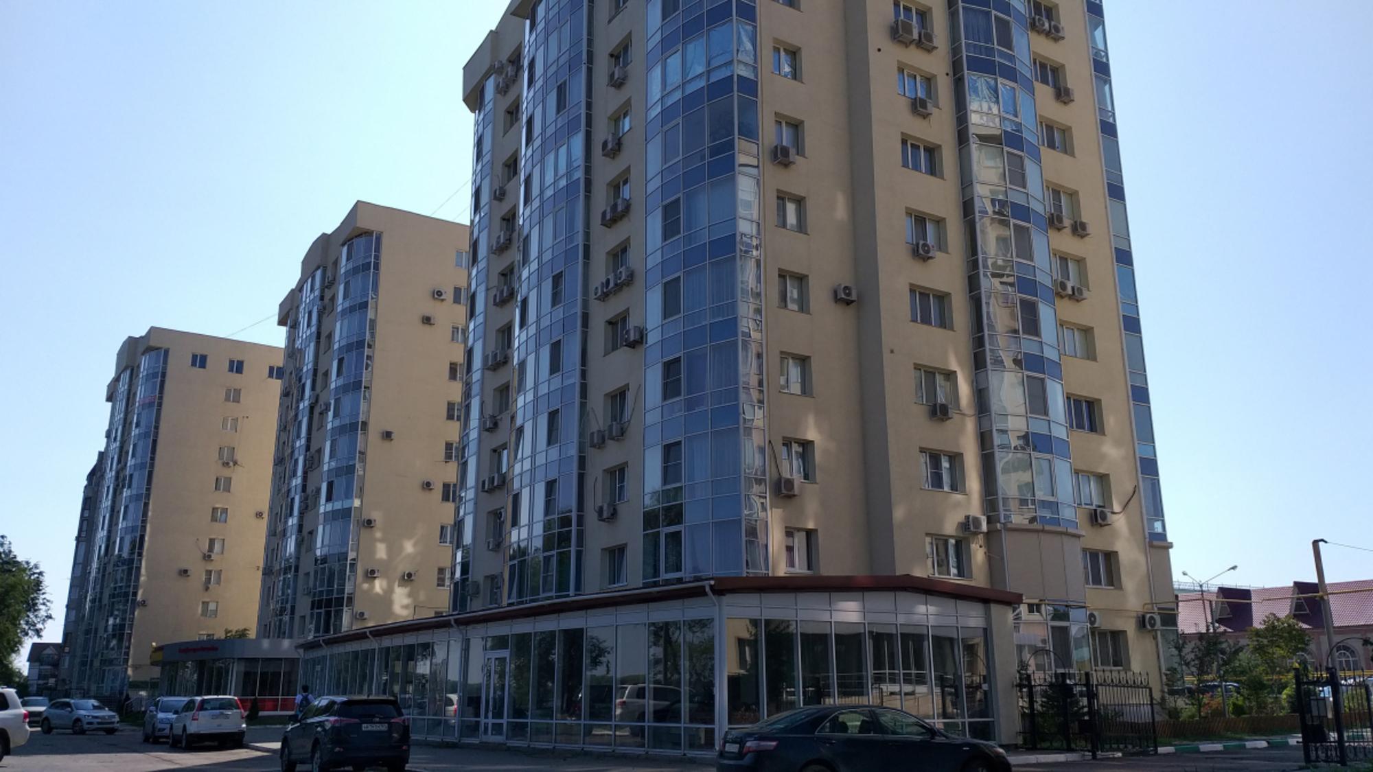 Сдать торговое помещение за 275 500 рублей на наб им генерал-лейтенанта Рудченко М.М., 7