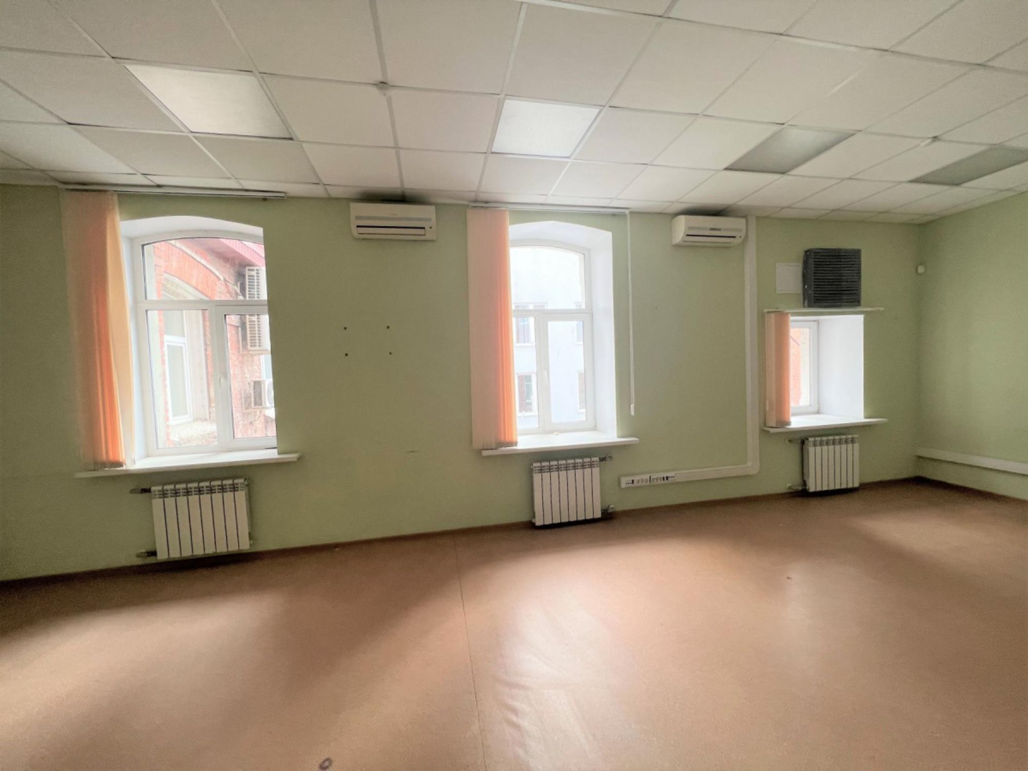 Сдать офис, помещение под офис за 212 100 рублей на ул им Горького А.М., 43