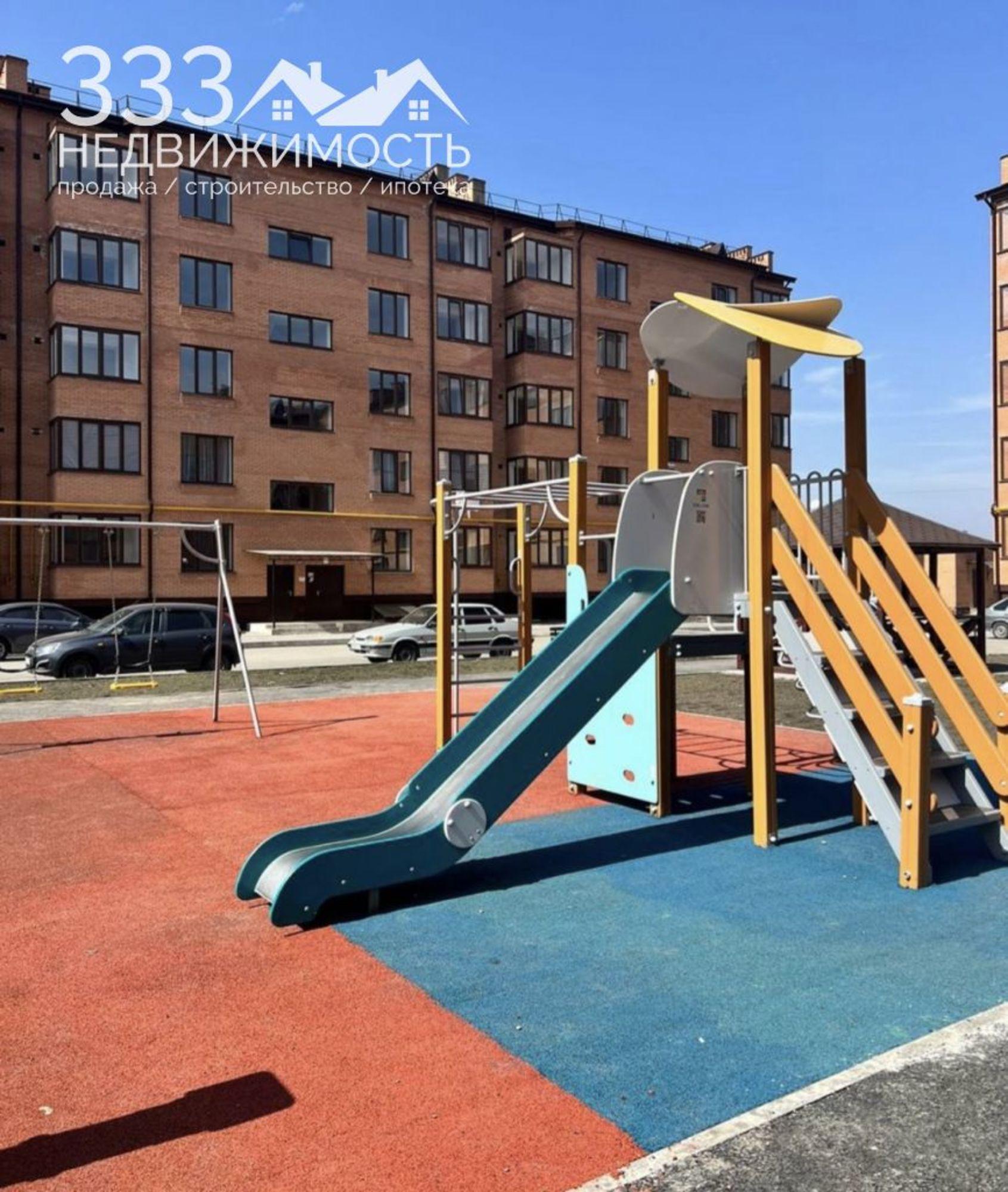 Купить квартиру за 9 051 000 рублей на Курсантов Кировцев ул, 29