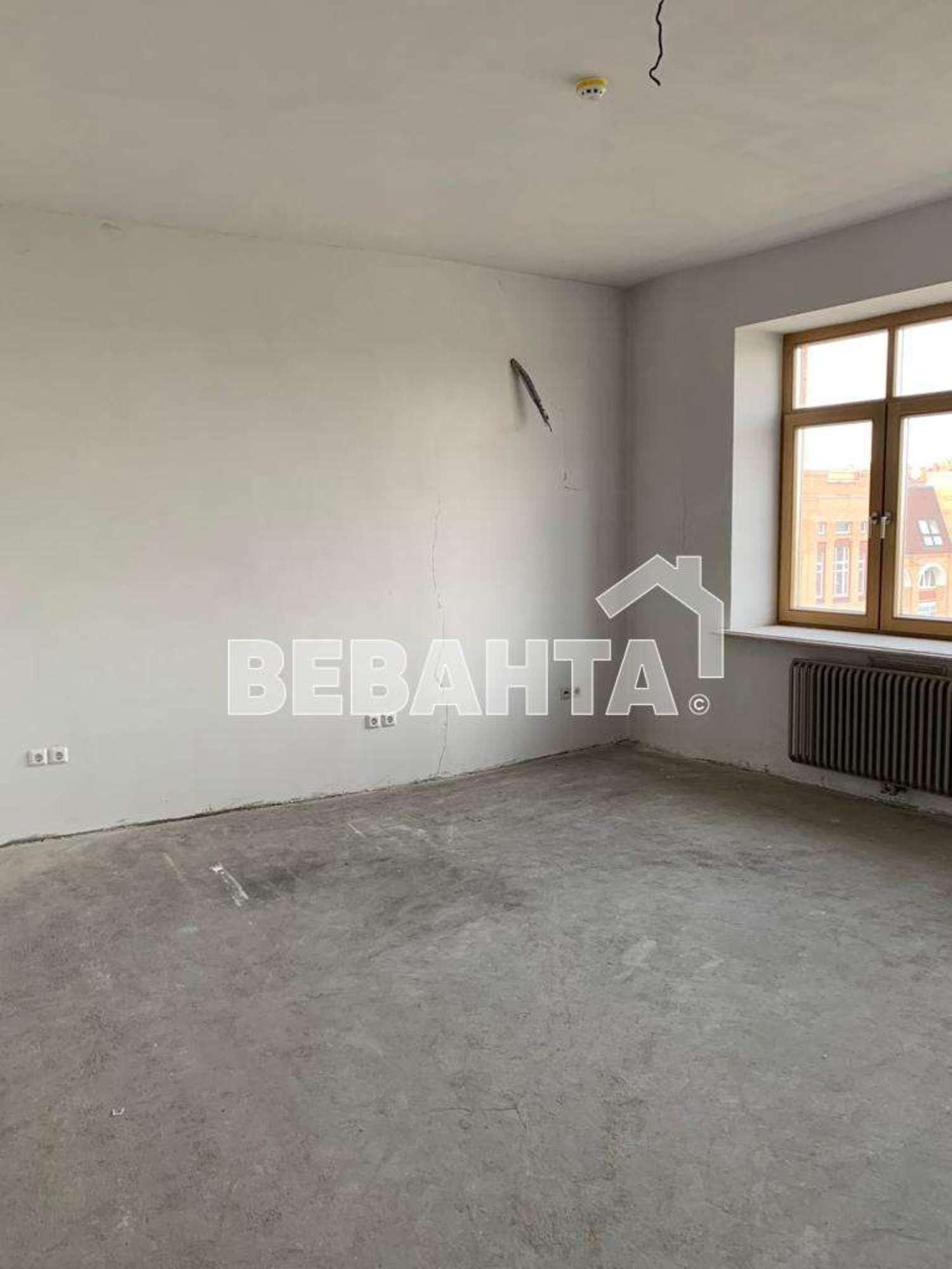 Купить квартиру за 17 750 000 рублей на Севастопольская,
          14