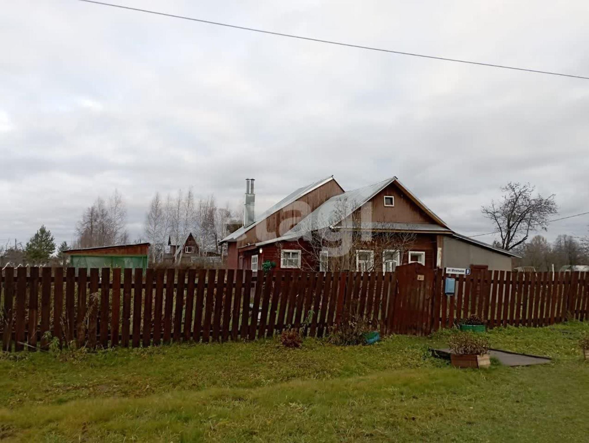 Купить дачу, дом, коттедж за 3 150 000 рублей на Школьная, 9