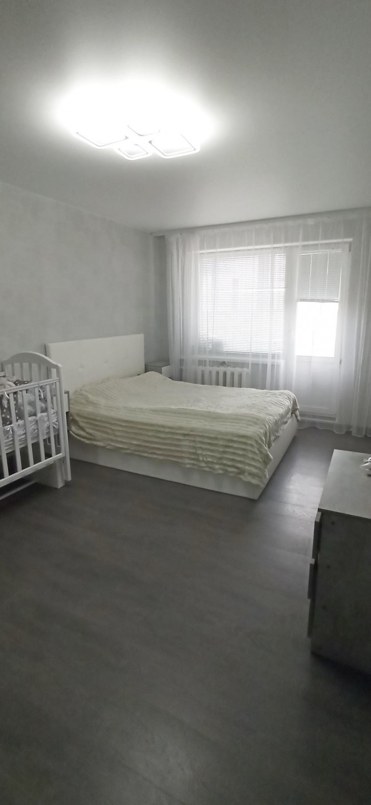2-комн квартира улица Чкалова, 3/4
